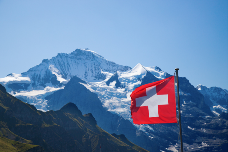 Devenir frontalier en Suisse en 2026 : le guide indispensable pour réussir sa transition